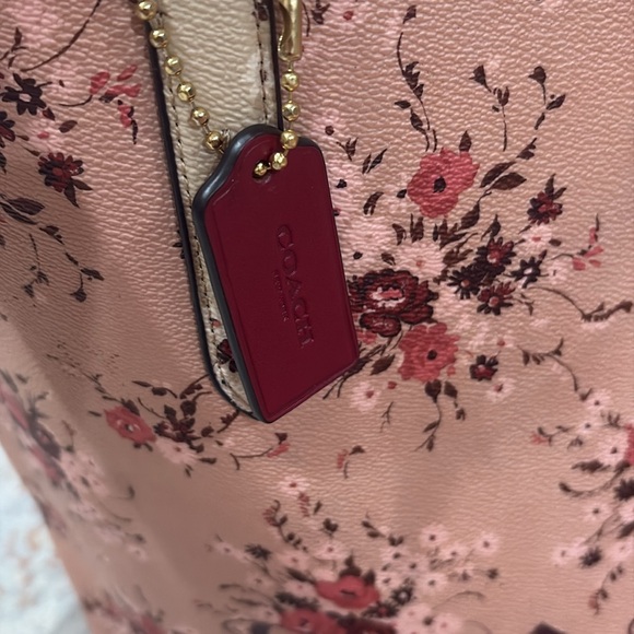 Coach Pink Floral Tote Bag with Classic Design - Picture 12 of 14